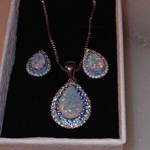 Necklace,set earrings diamonds simulated